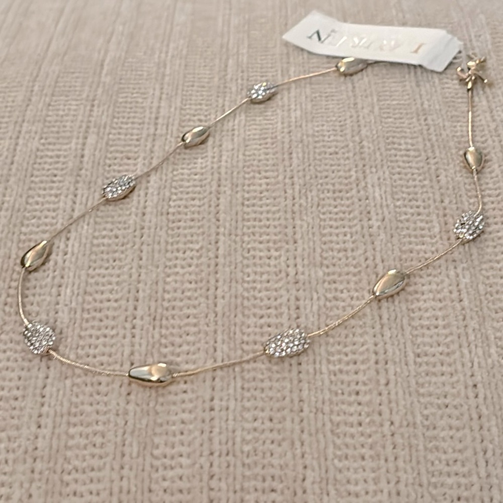 NWT Lauren Ralph Lauren Gold Tone Crystal Pave Pear Collar Necklace - Picture 2 of 7